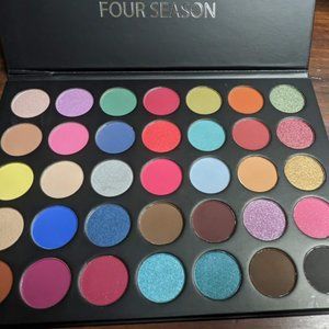 RV Cosmetics Four Season 35 Matte & Shimmer Shades Eyeshadow Palette